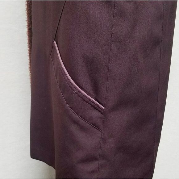 VINTAGE 1970s ILGWU Oxblood Thick Sherpa Lined Hooded Button Up Cuffed Coat - Picture 9 of 14